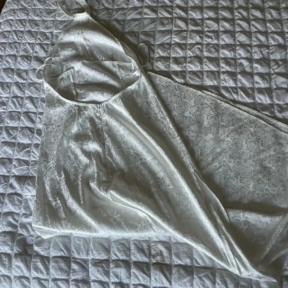 For love & Lemons white brocade satin open slits halter maxi dress - Picture 4 of 8